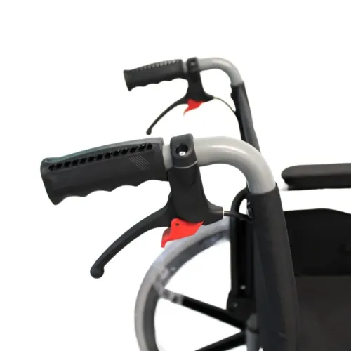 Fauteuil roulant Celta avec frein passager
