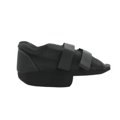 Chaussure post-chirurgicale avec talon
