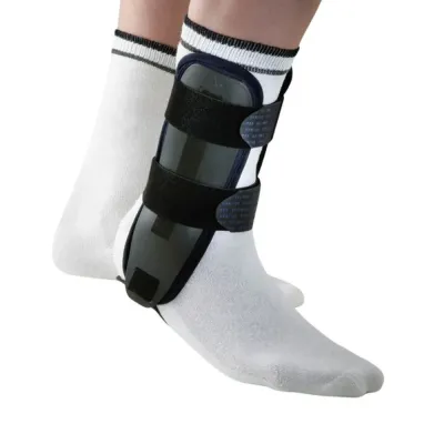 Stabilisateur de cheville avec plaques
