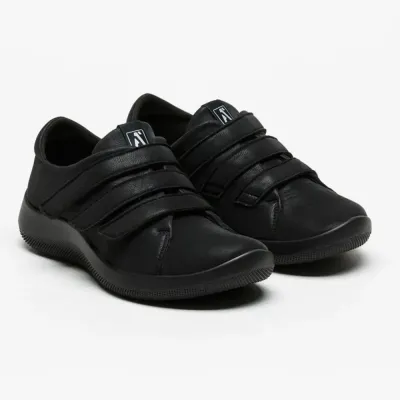Sneakers Manyara Black Velcro | ® Loja Ortopédica