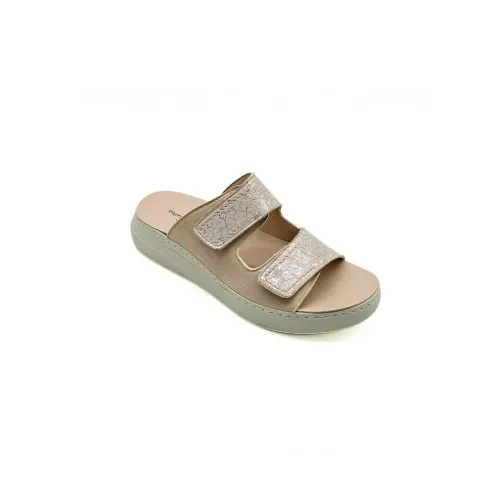 Pantoufle beige brillant Pisa confortable | Chaussures d’été | ® Loja Ortopédica