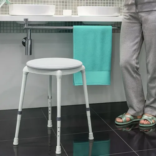 Banco de Banho Aquatec Disk On Dot Invacare