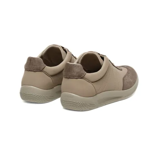 Baskets pour hommes Tjuta Arcopedico beige | ® Loja Ortopédica