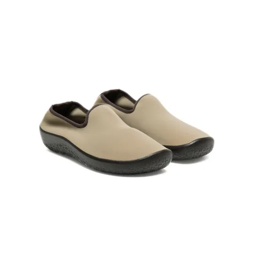 Chaussures Olympus Arcopedico Beige