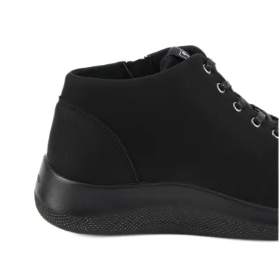 Botim Tatra Arcopedico Preto