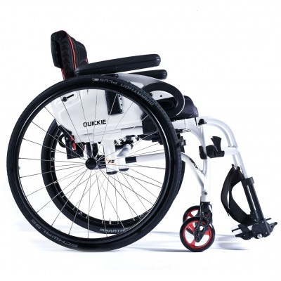 Cadeira de Rodas Ativa Xenon 2 Apoios de Pés Desmontáveis