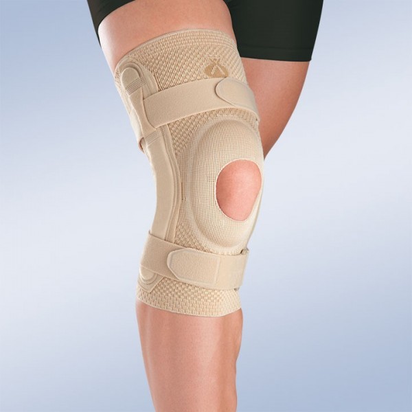 Elastic Kneepad with Polycentric Articulation