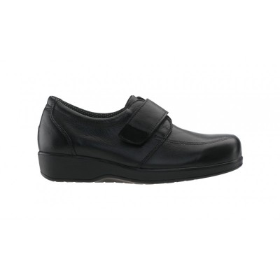 Walk Black Diabetic Shoe